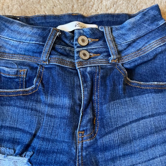 Nwot double button high rise Kancan skinny jeans - Picture 3 of 5